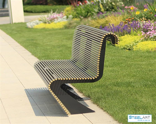 Flare Shade Outdoor Umbrella - 01